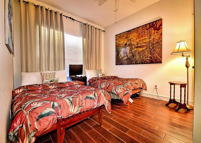 Bay Harbor 202 Apartment *